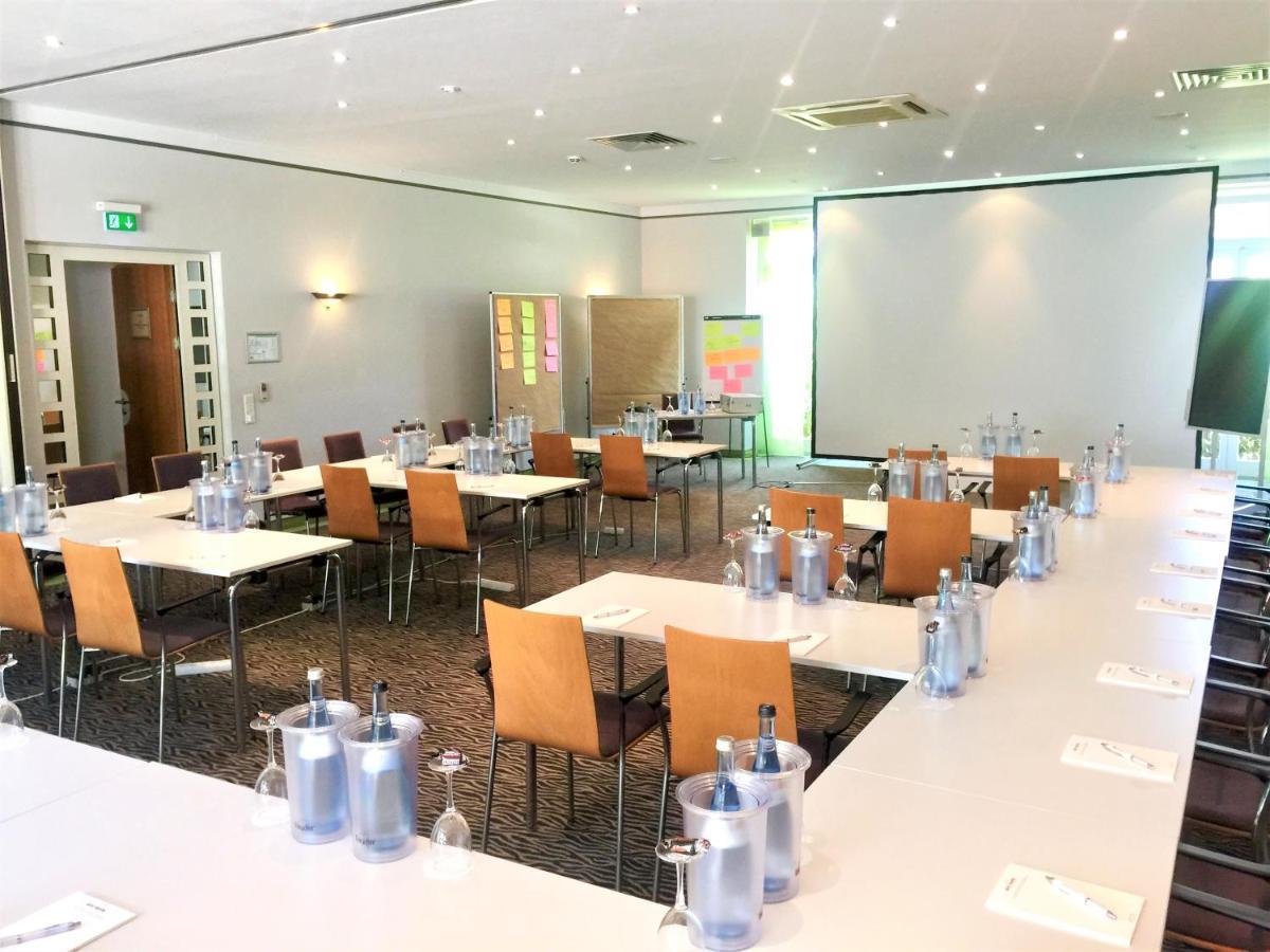 Hotel Ambiente Walldorf Exterior foto